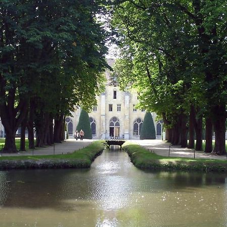 Superbe Appartement En Plein Centre Ville Viarmes 외부 사진