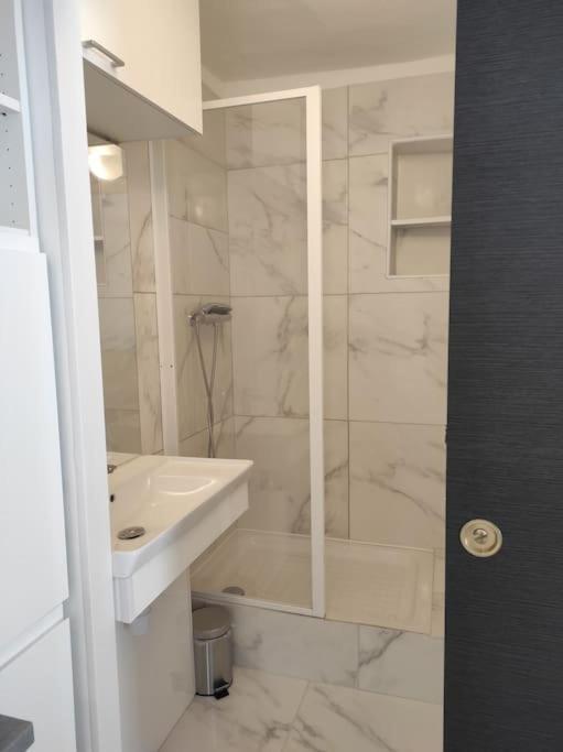 Superbe Appartement En Plein Centre Ville Viarmes 외부 사진